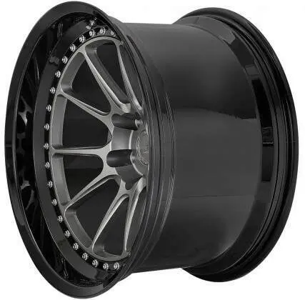 a picture of a wheel